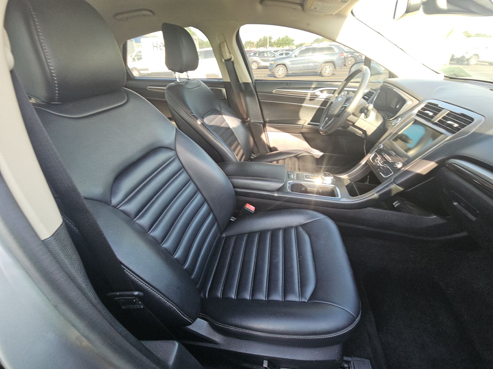FORD FUSION - 9
