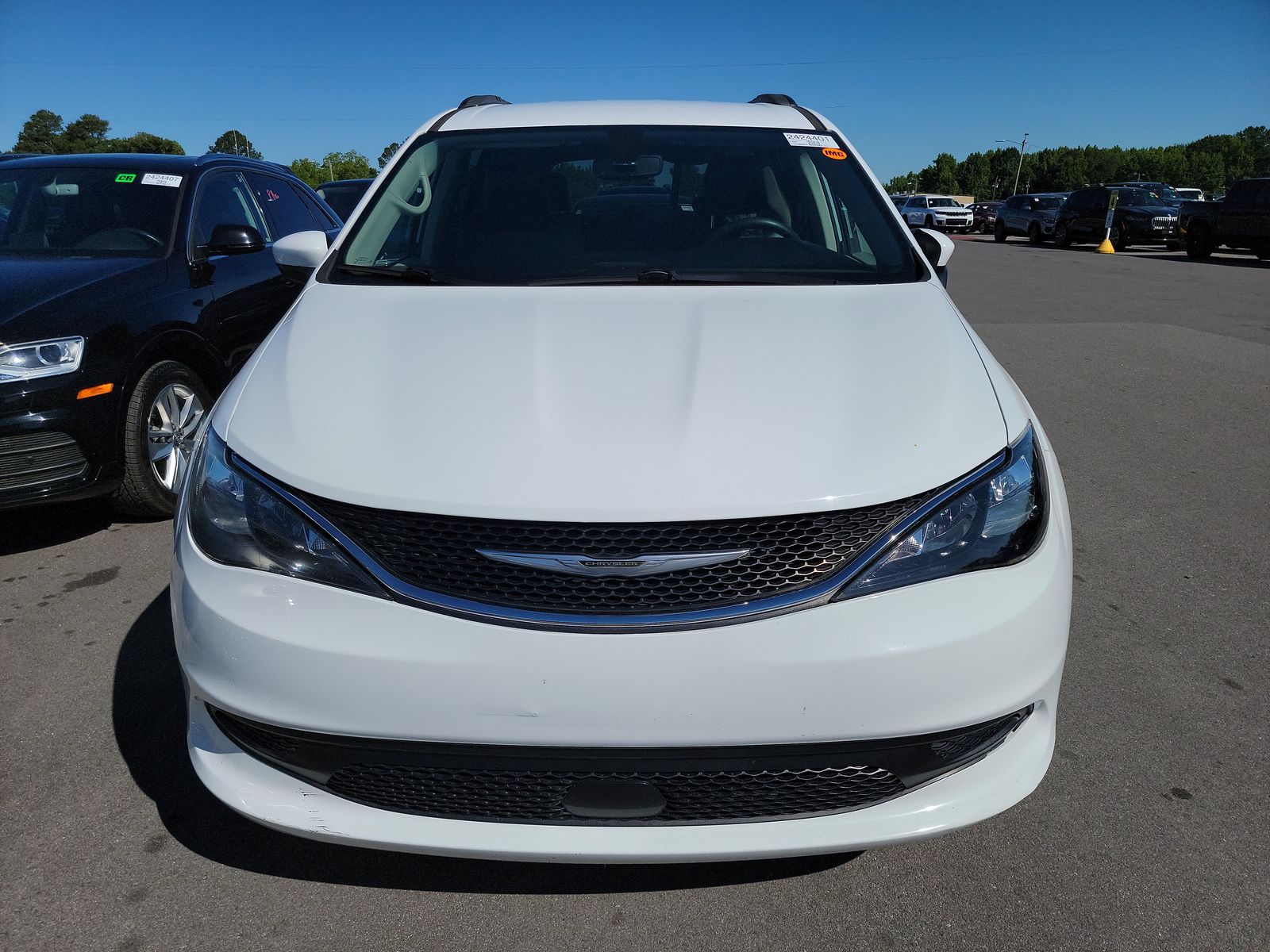 CHRYSLER VOYAGER - 3