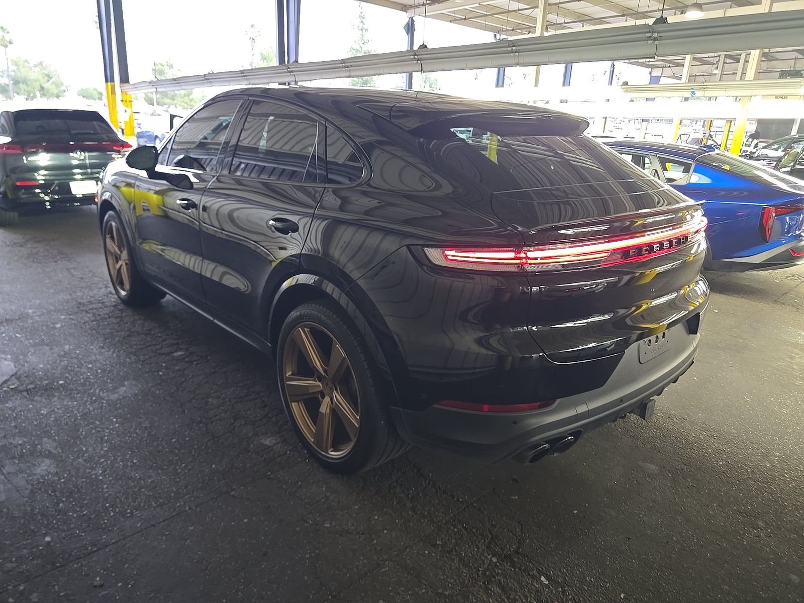 PORSCHE CAYENNE - 7