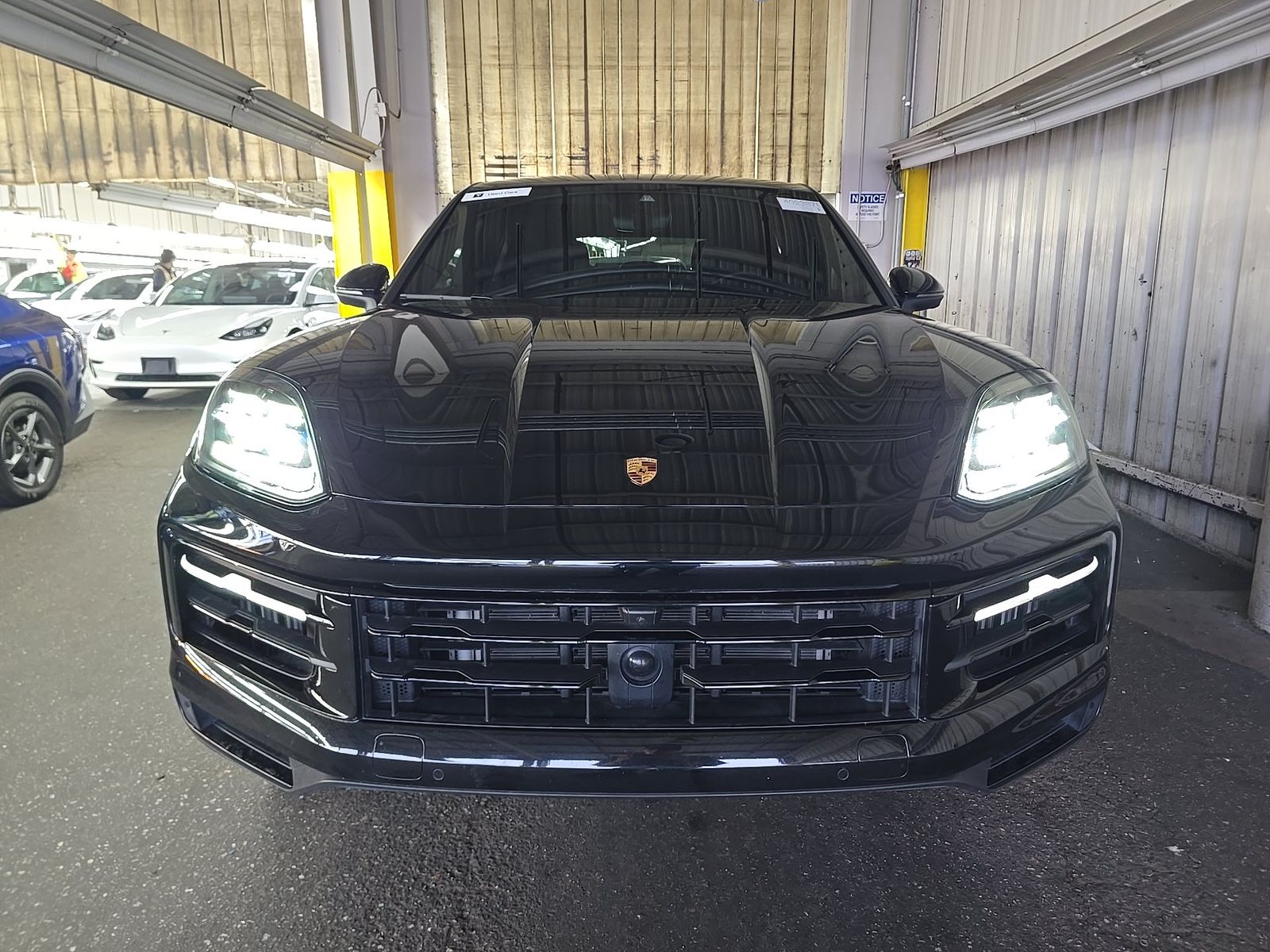 PORSCHE CAYENNE - 3