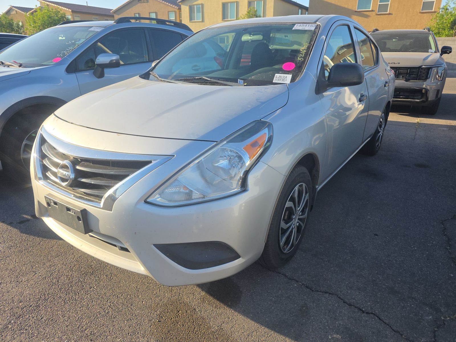 NISSAN VERSA - 1