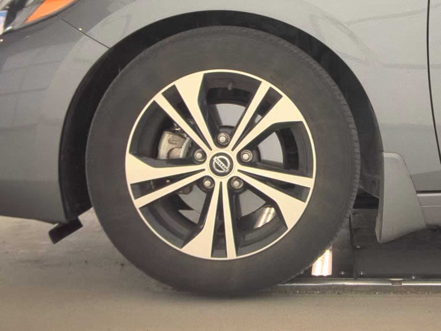 NISSAN SENTRA - 10