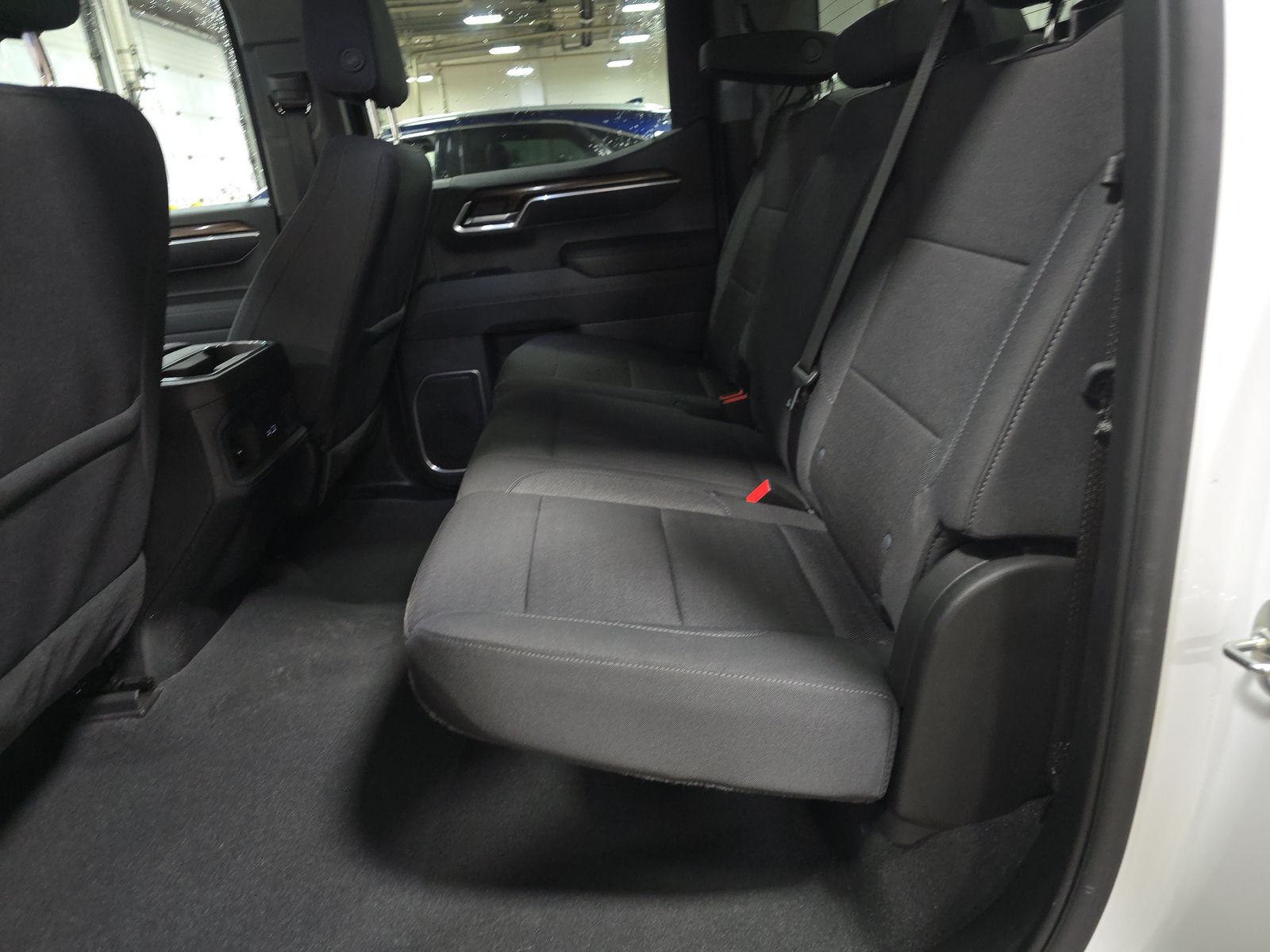 2025 Chevrolet Silverado 1500 RST AWD