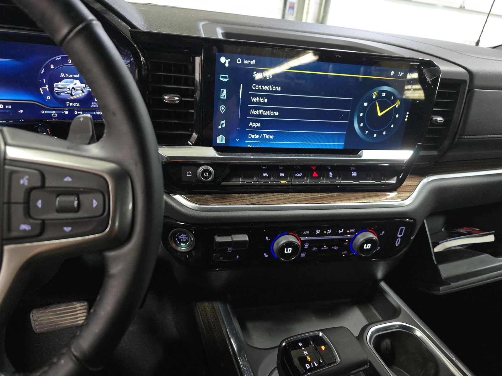 2025 Chevrolet Silverado 1500 RST AWD