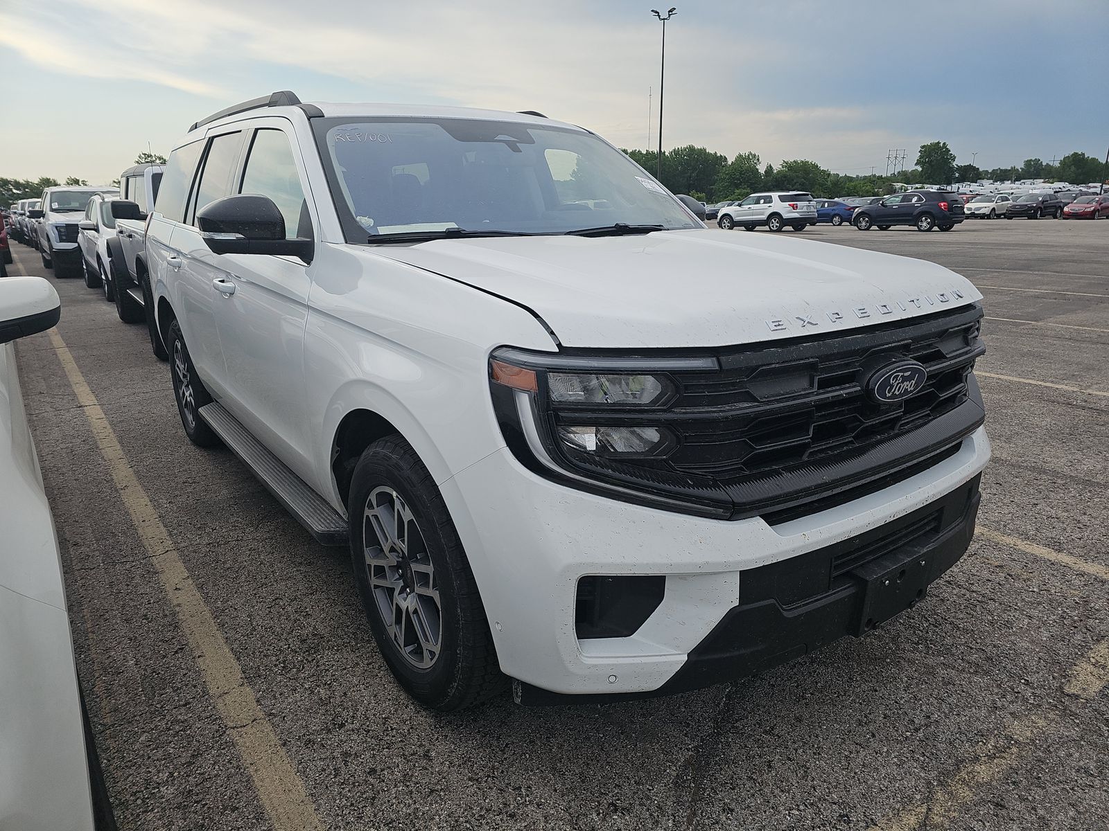 FORD EXPEDITION - 4