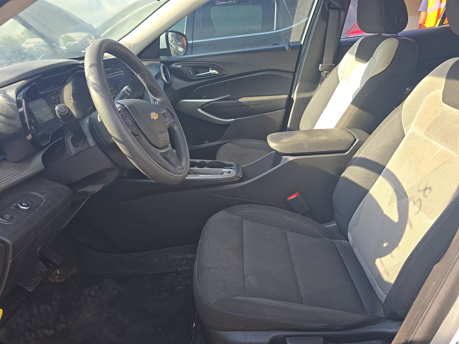CHEVROLET TRAX - 8