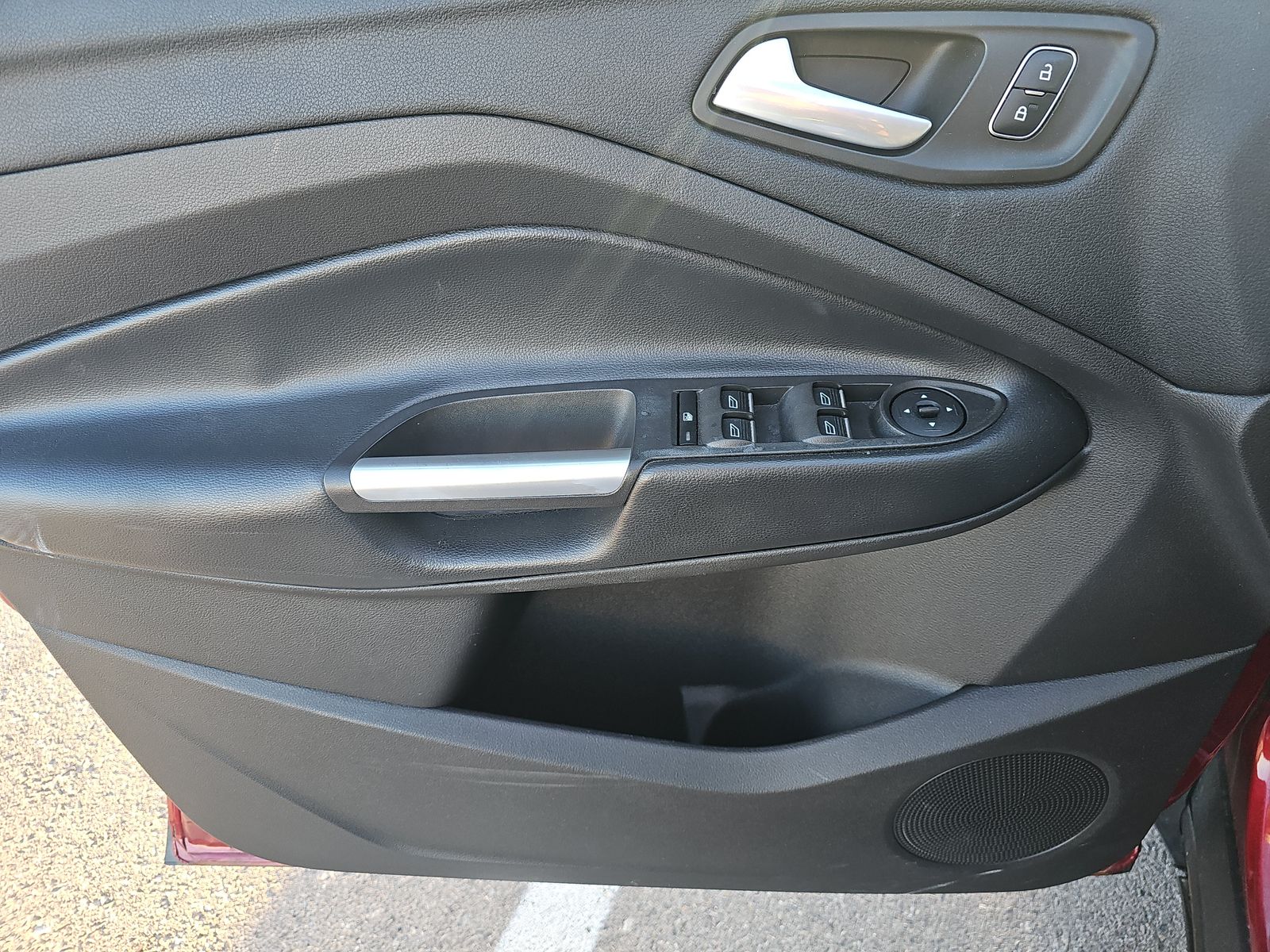 FORD ESCAPE - 10