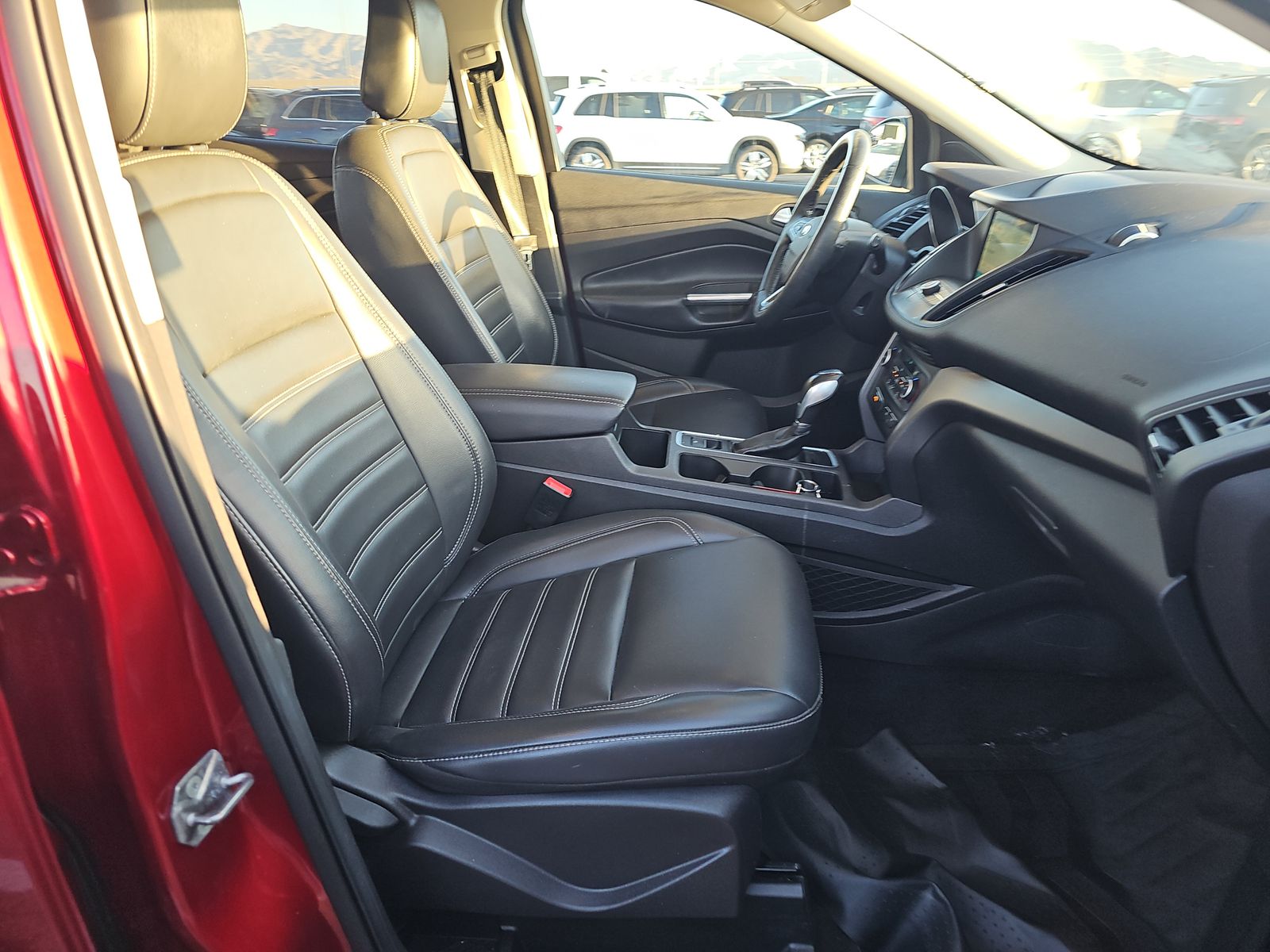 FORD ESCAPE - 9