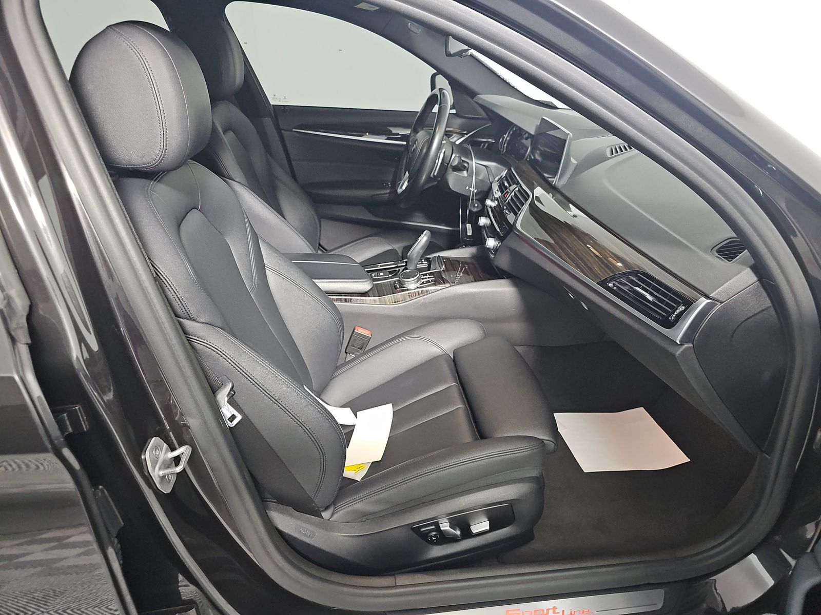 2018 BMW 5 Series 530i RWD