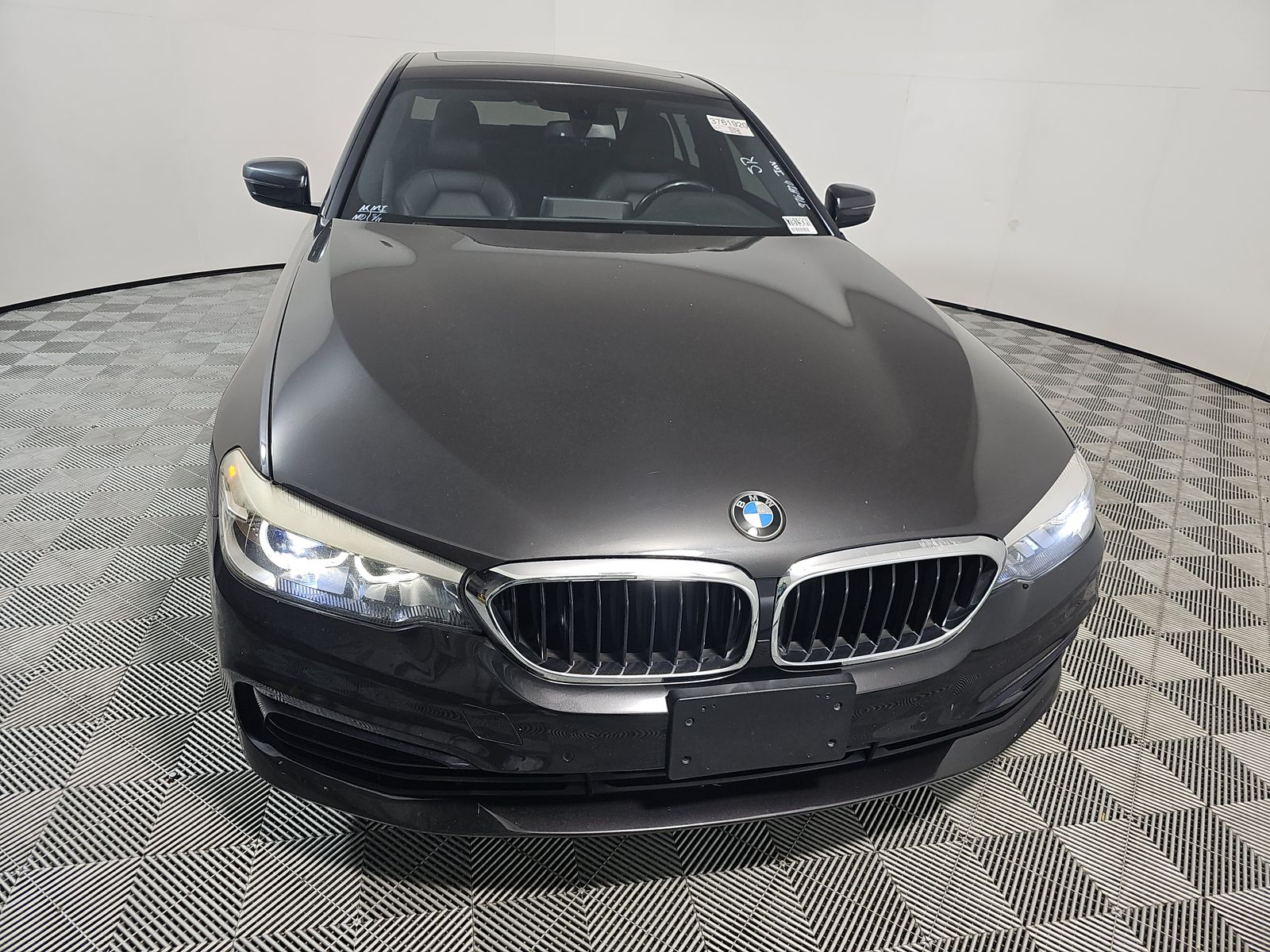 2018 BMW 5 Series 530i RWD