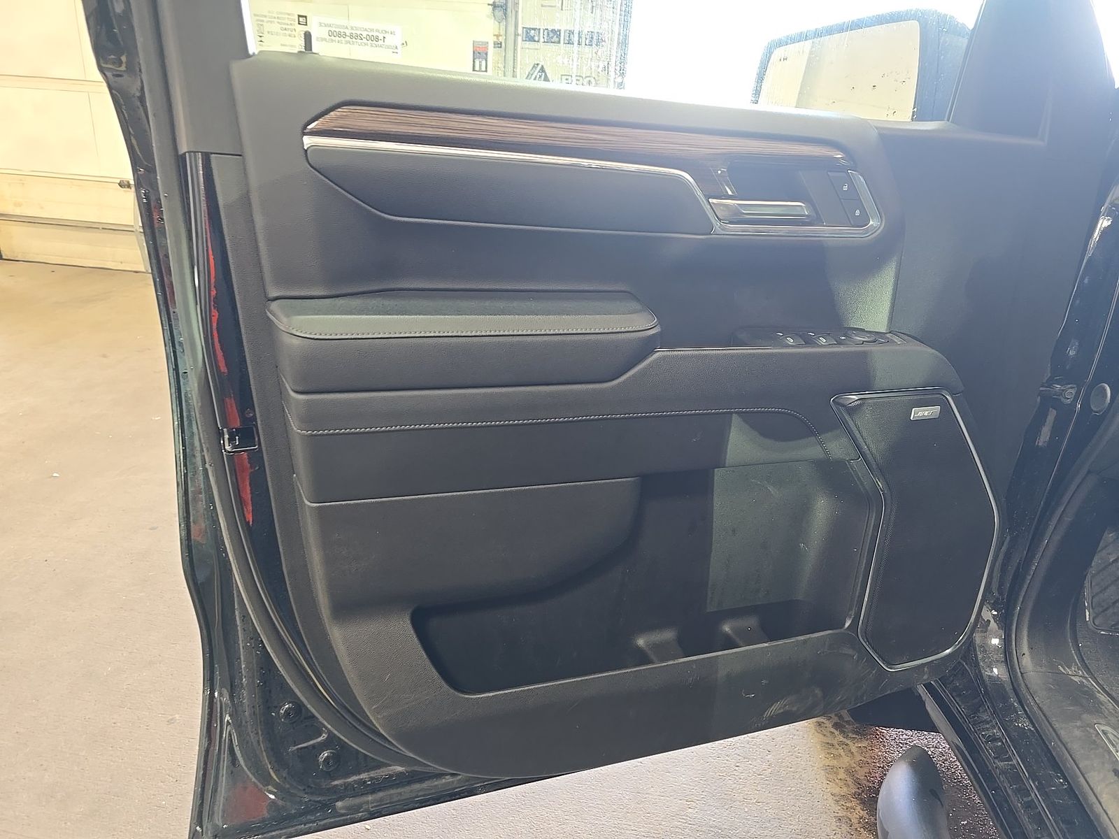 2024 Chevrolet Silverado 1500 RST AWD