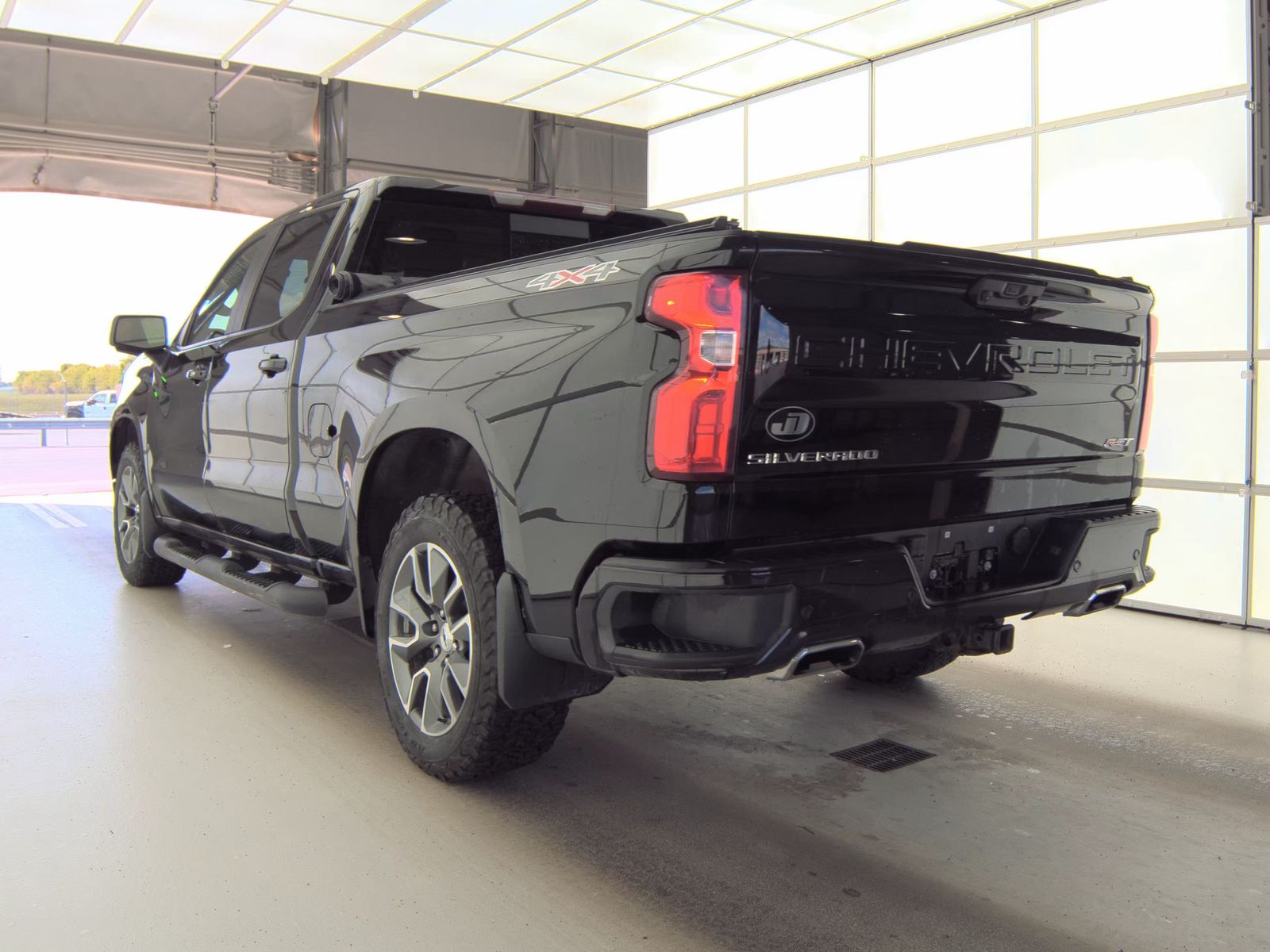 2024 Chevrolet Silverado 1500 RST AWD
