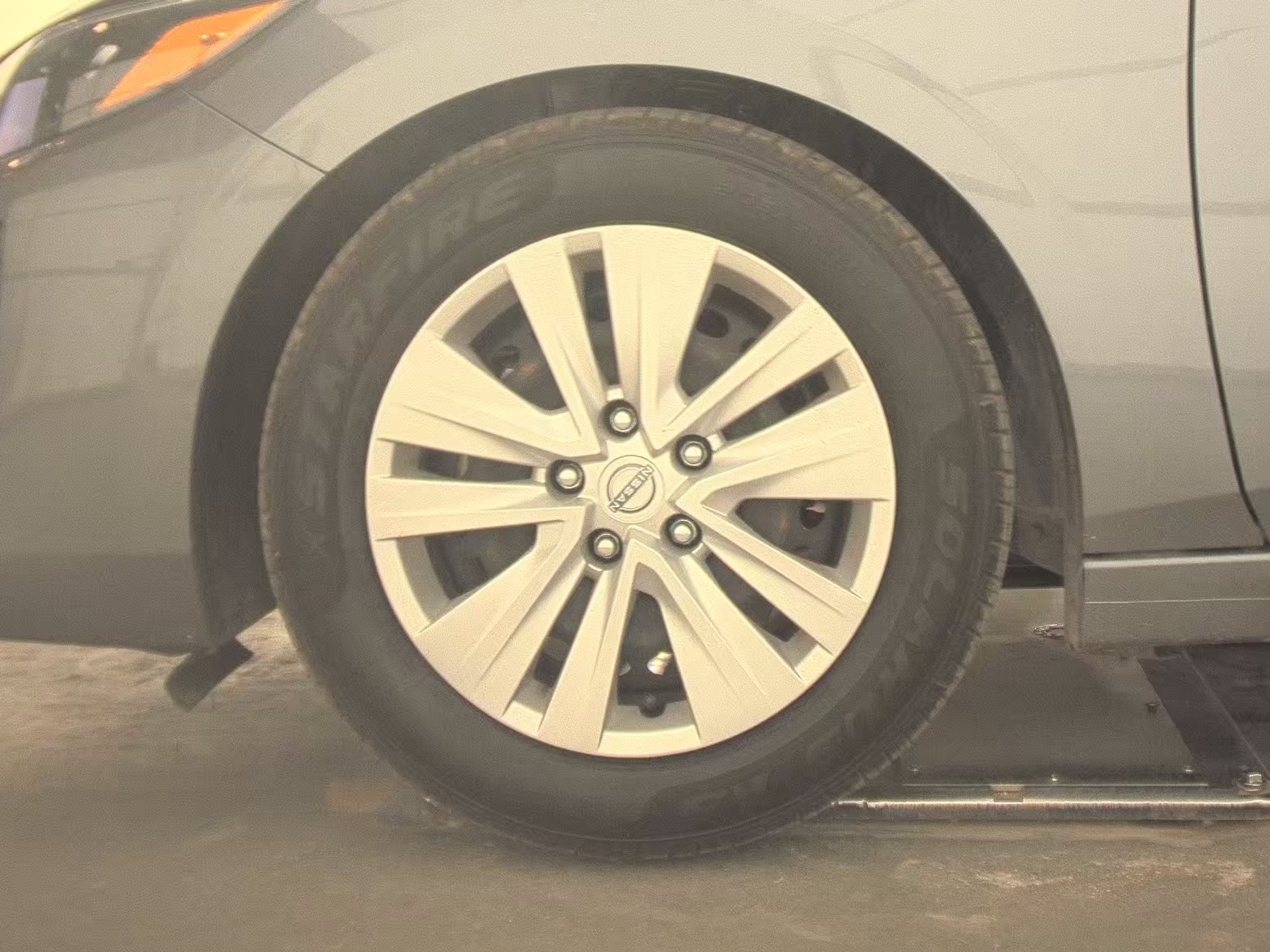 NISSAN SENTRA - 10