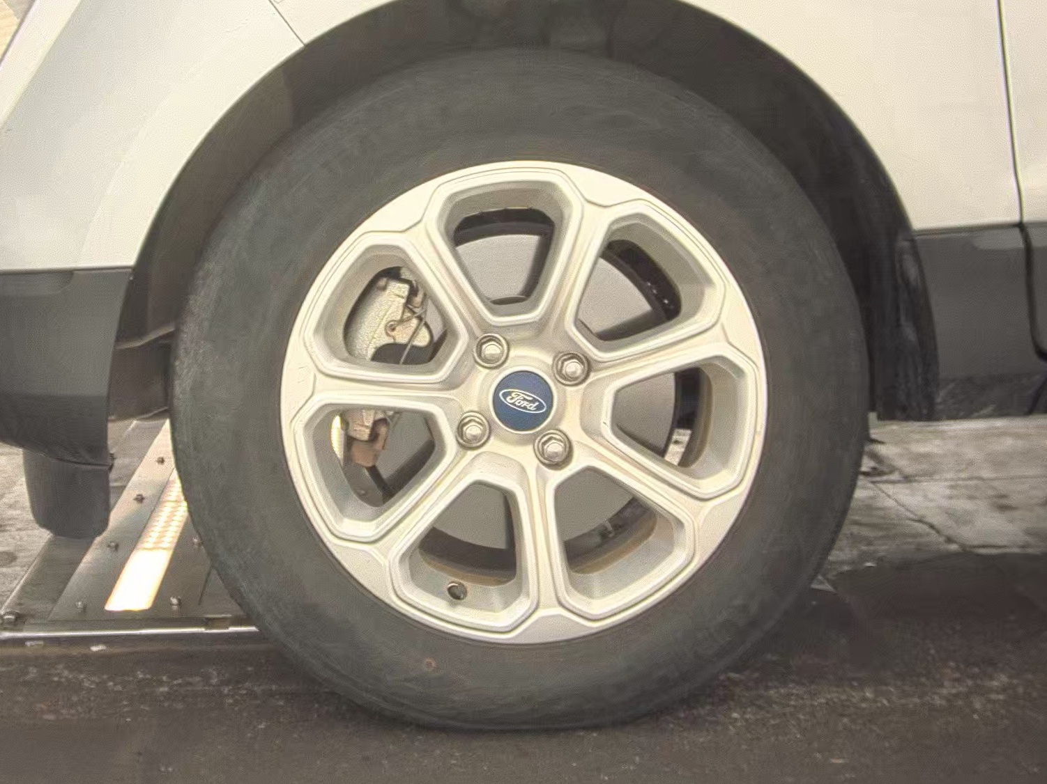 FORD ECOSPORT - 10