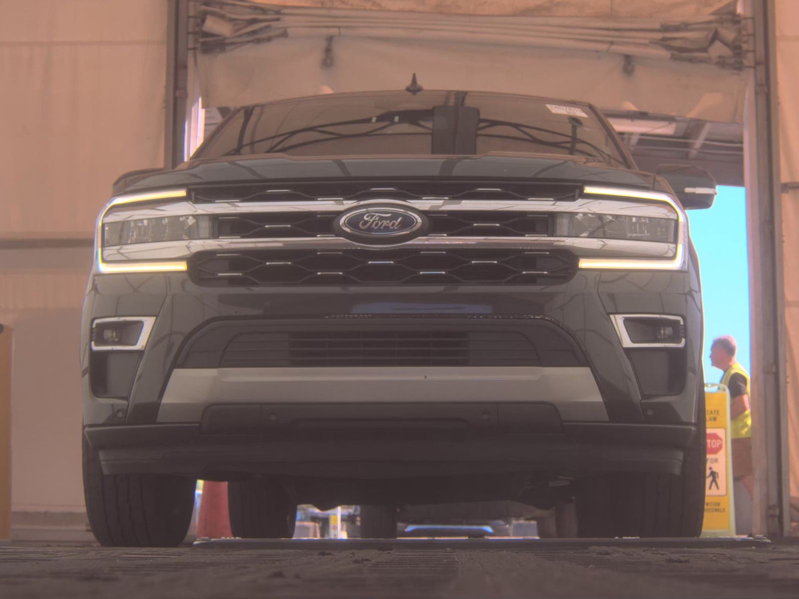 FORD EXPEDITION MAX - 4
