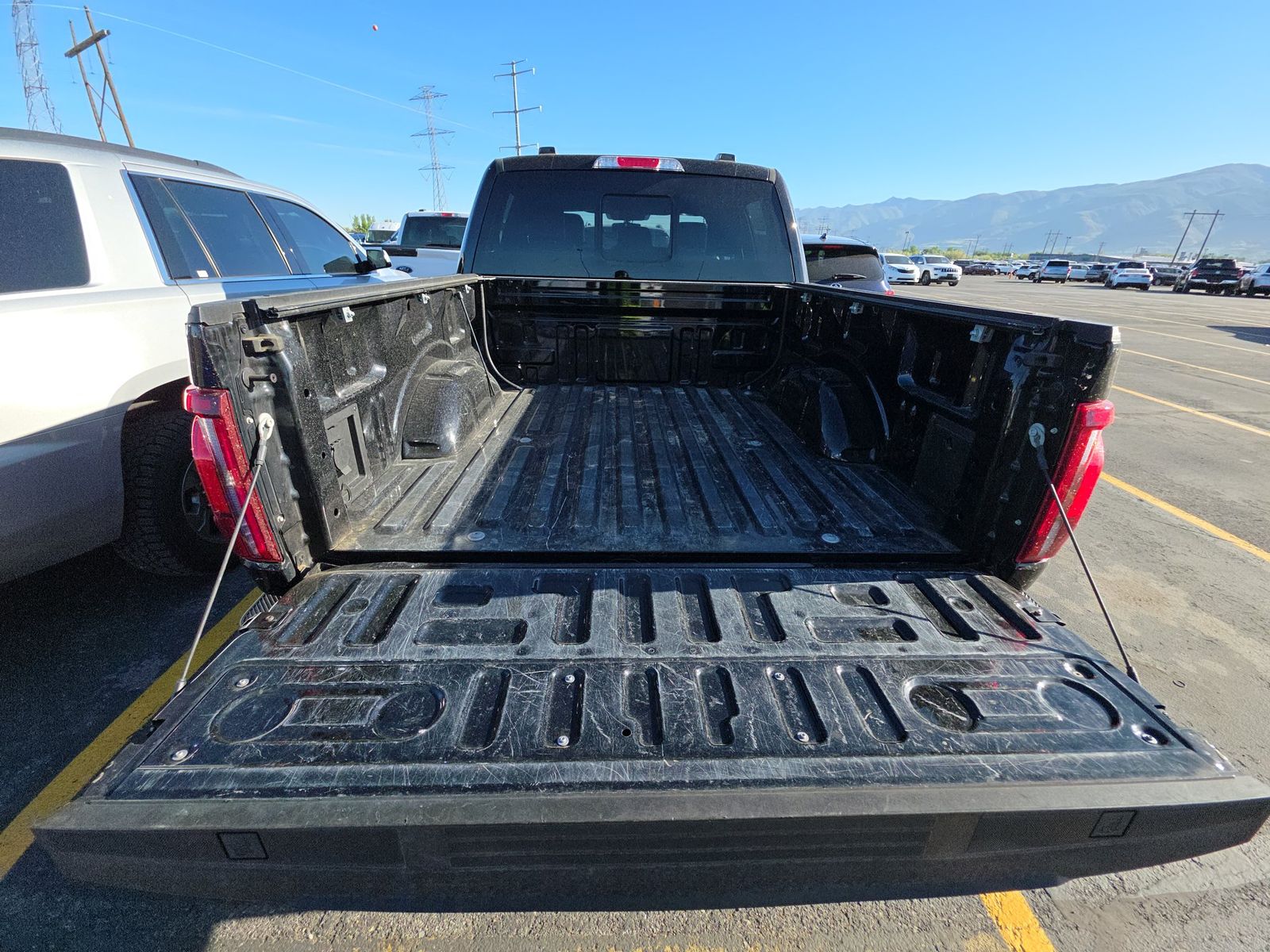 2024 Ford F-150 Lariat AWD