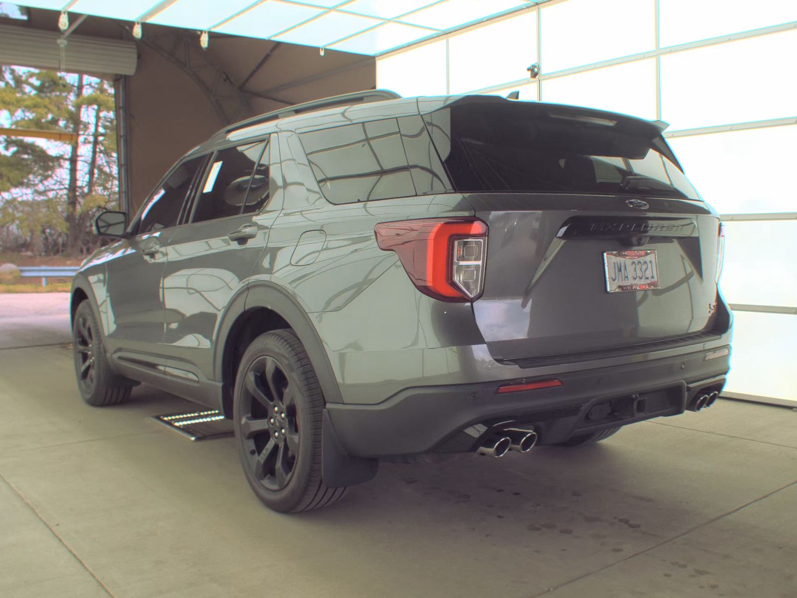 FORD EXPLORER - 9