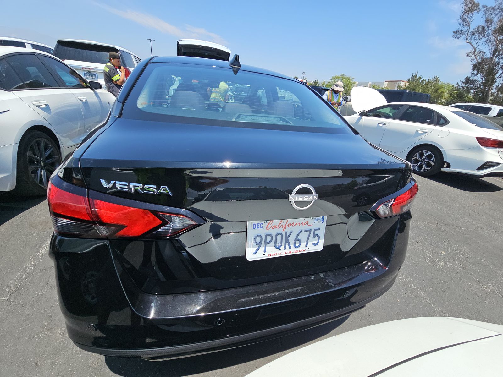 NISSAN VERSA - 6