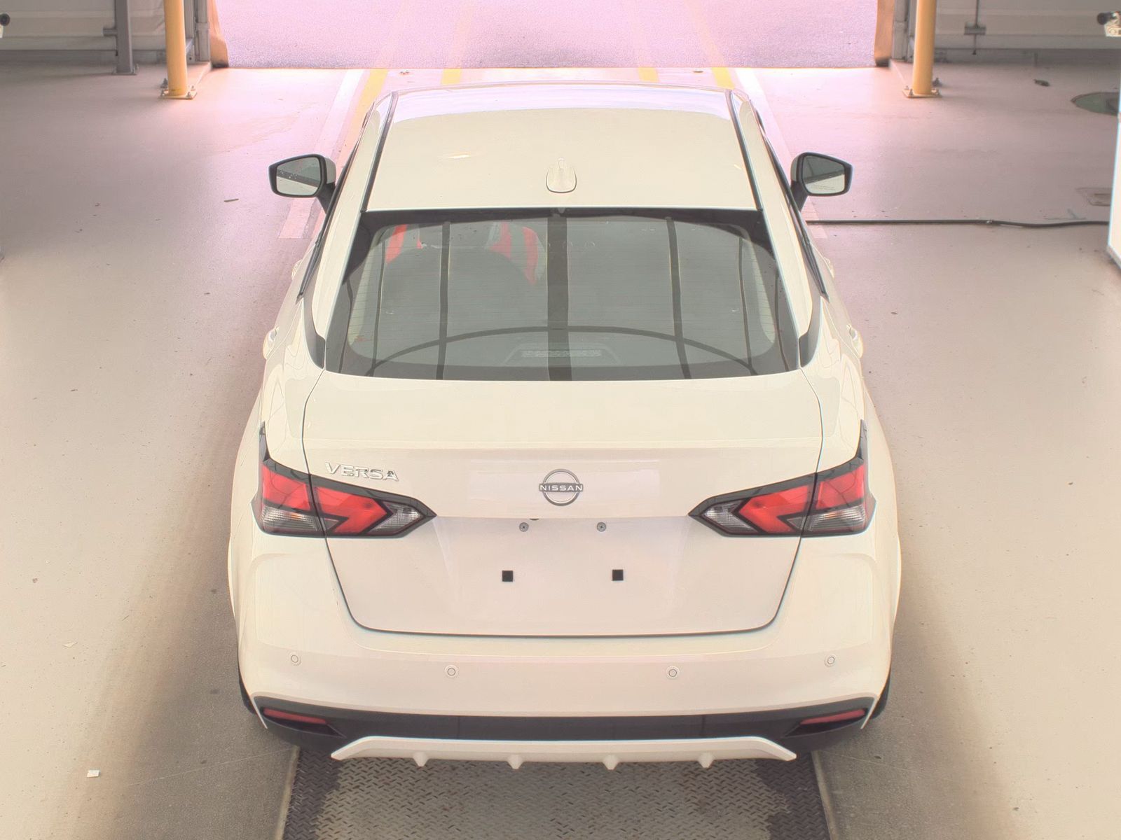 NISSAN VERSA - 6