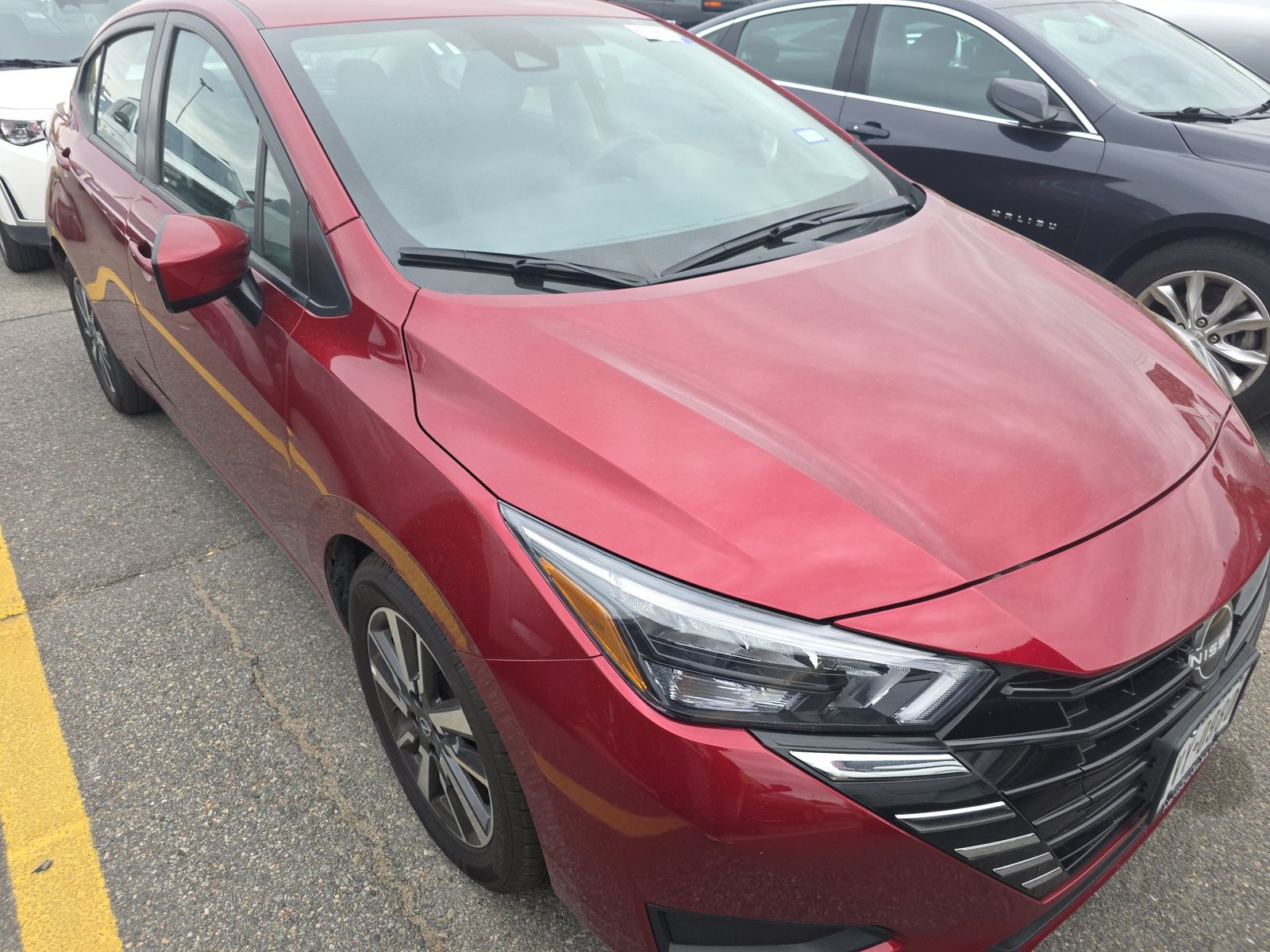 NISSAN VERSA - 4