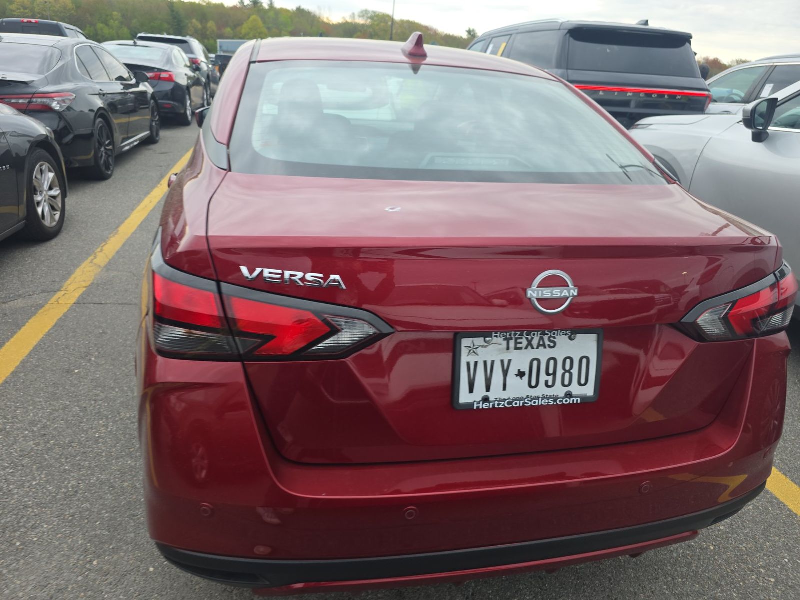 NISSAN VERSA - 6