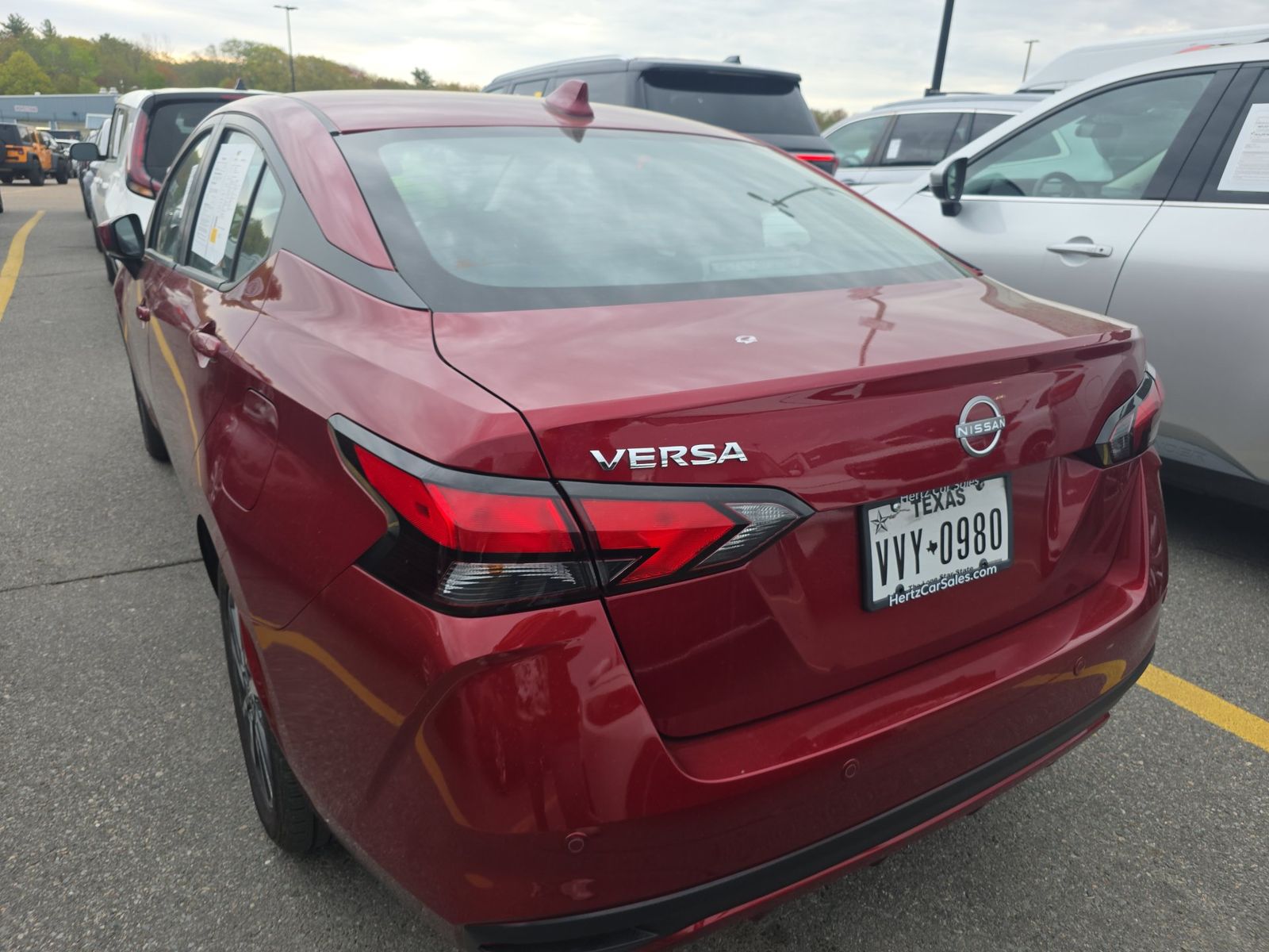 NISSAN VERSA - 7