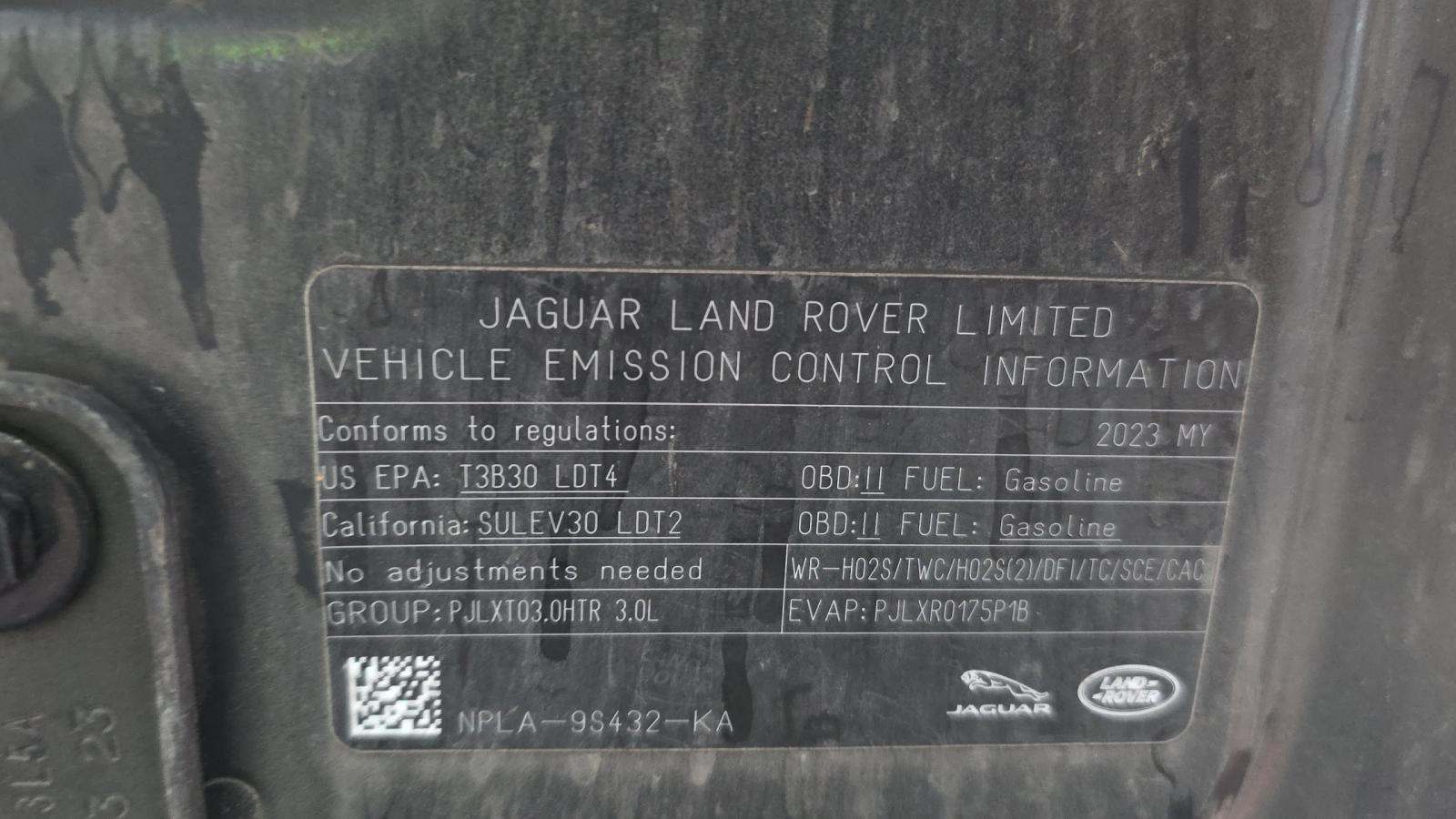 2023 Land Rover Defender 130 SE AWD