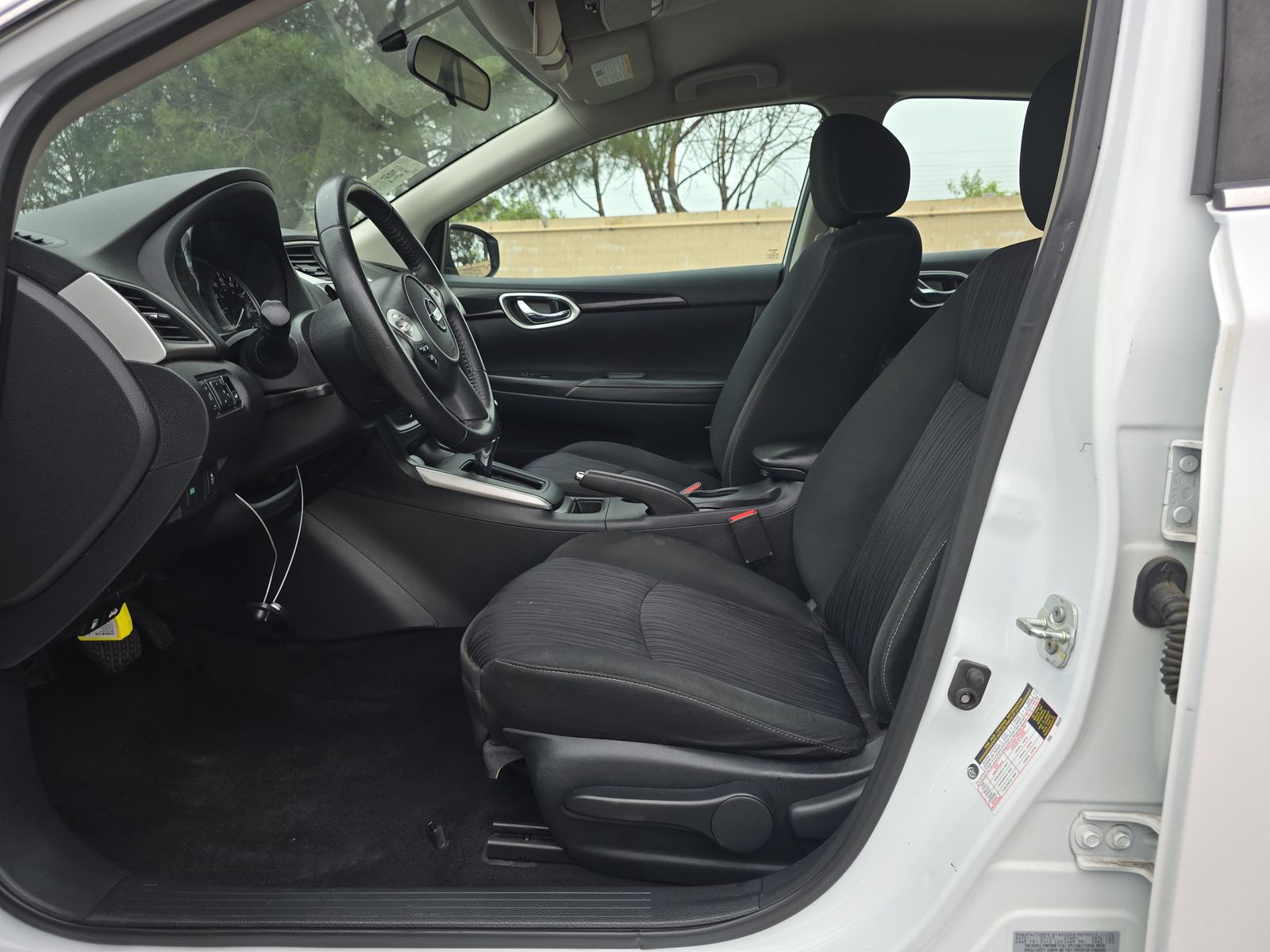 NISSAN SENTRA - 8
