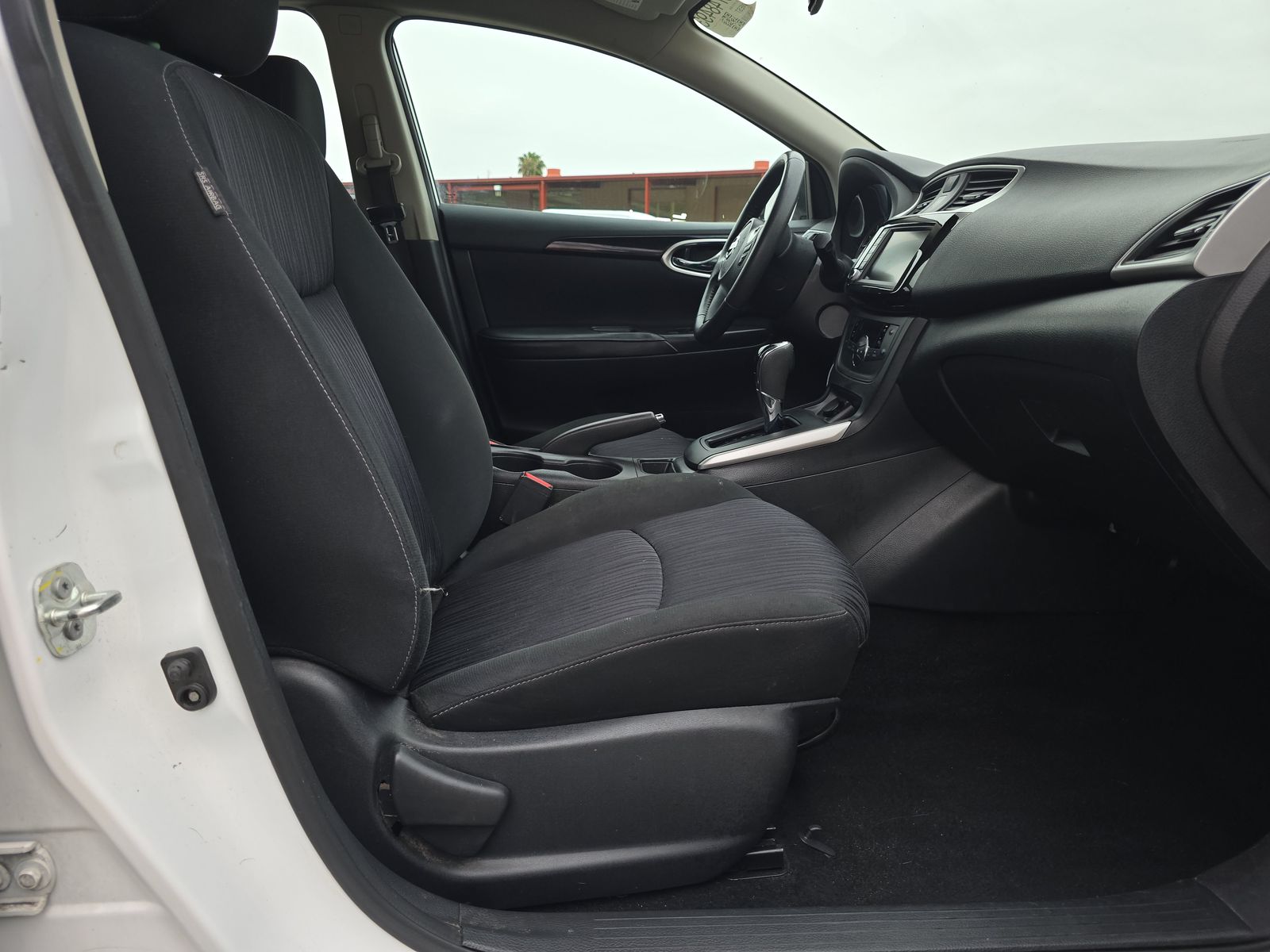 NISSAN SENTRA - 9