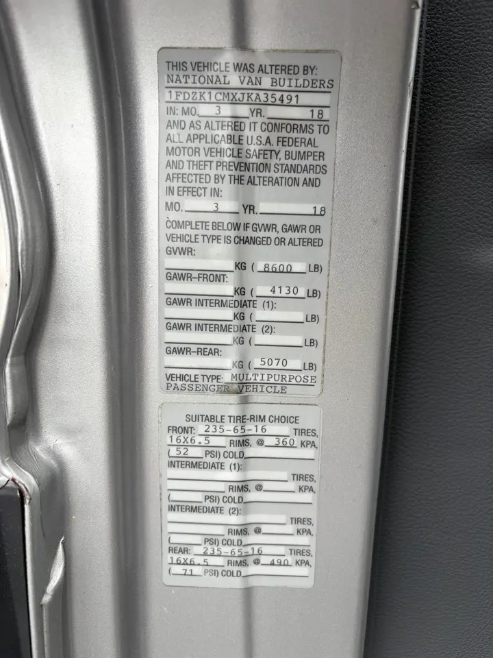 FORD TRANSIT 150 - 5