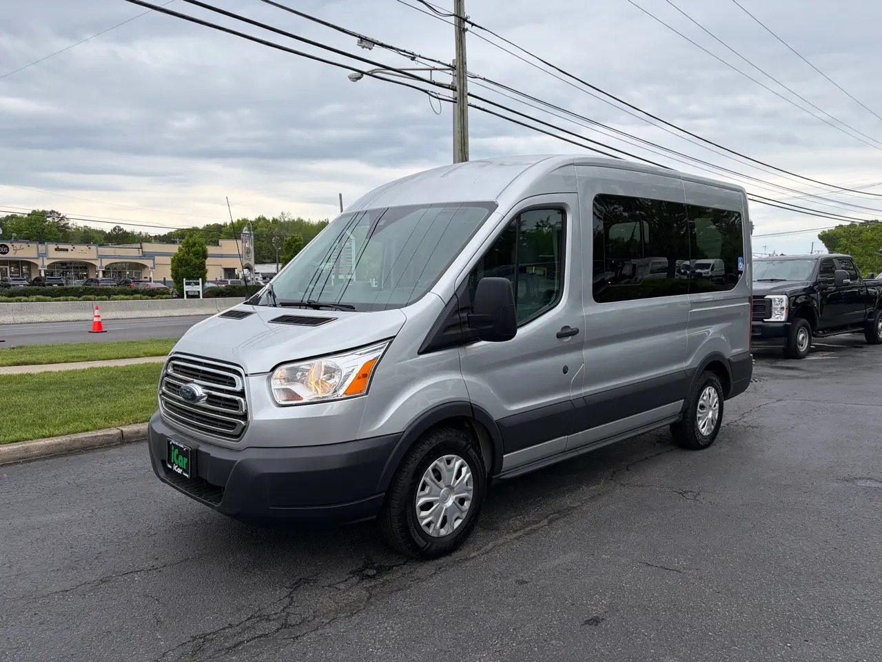 FORD TRANSIT 150 - 9