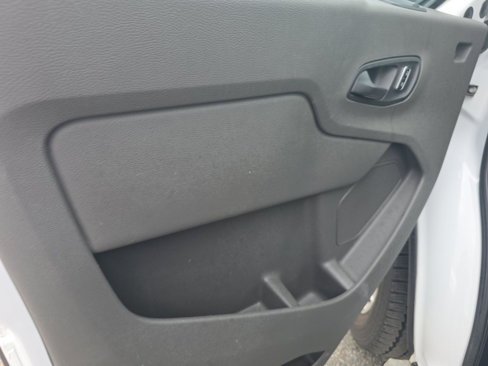 FORD TRANSIT 250 - 10