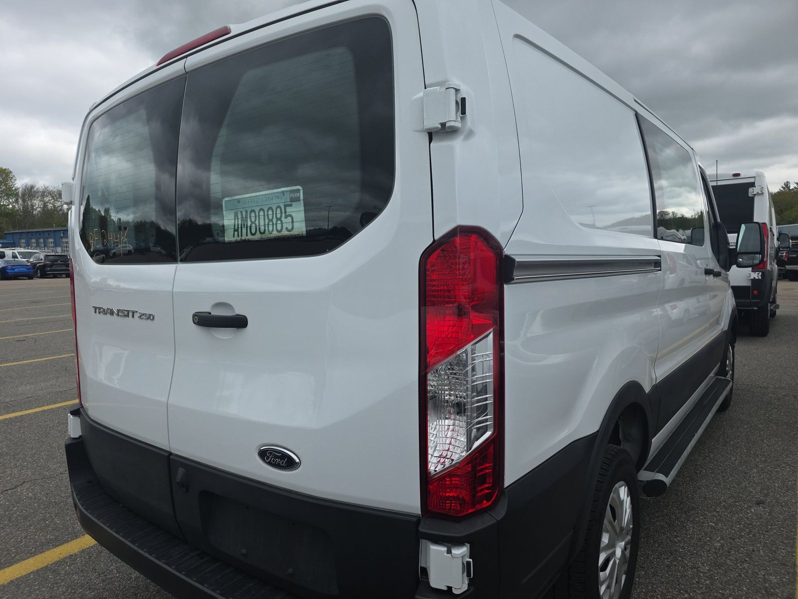 FORD TRANSIT 250 - 5