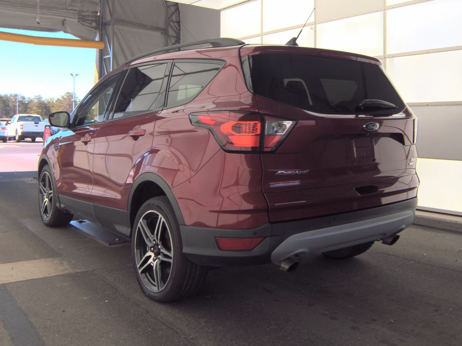 FORD ESCAPE - 9