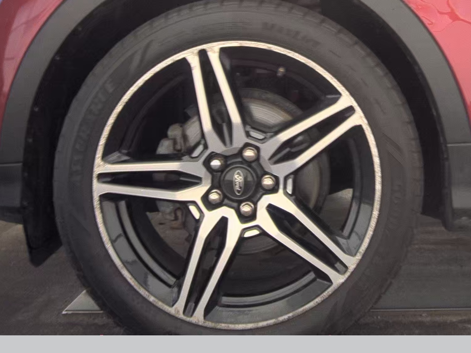FORD ESCAPE - 10