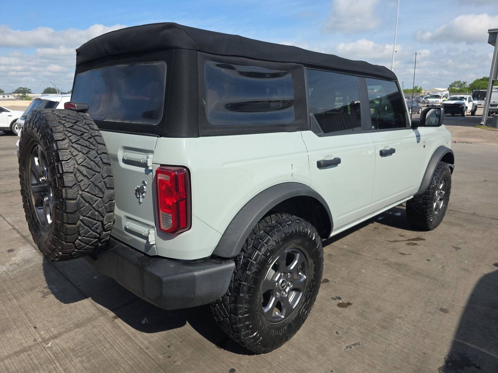 FORD BRONCO - 5