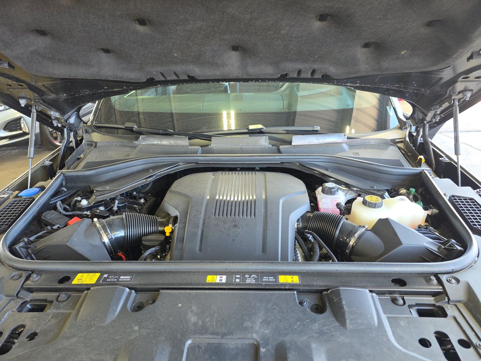 2025 Land Rover Range Rover Autobiography LWB AWD