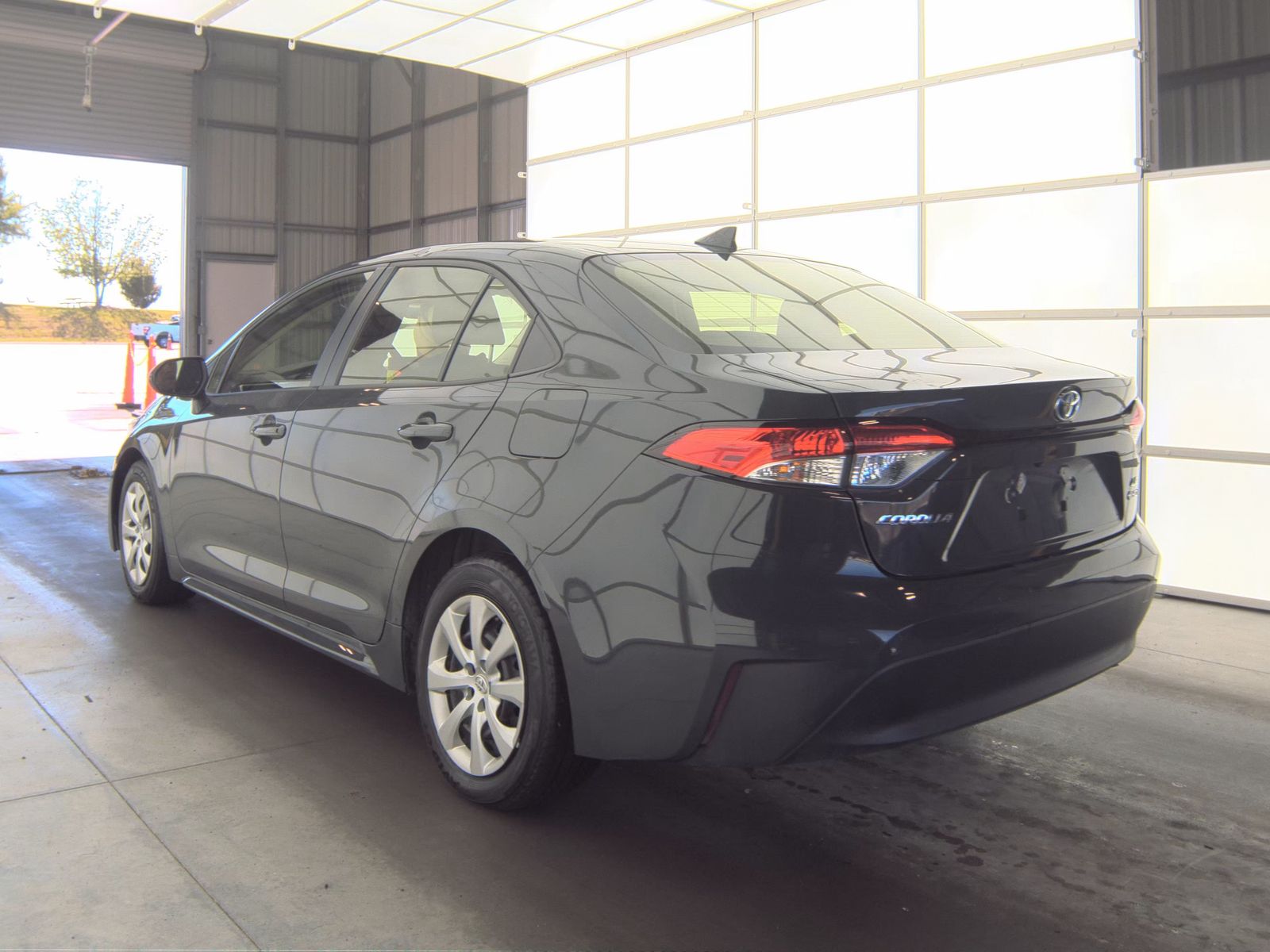 2025 Toyota Corolla Hybrid LE FWD