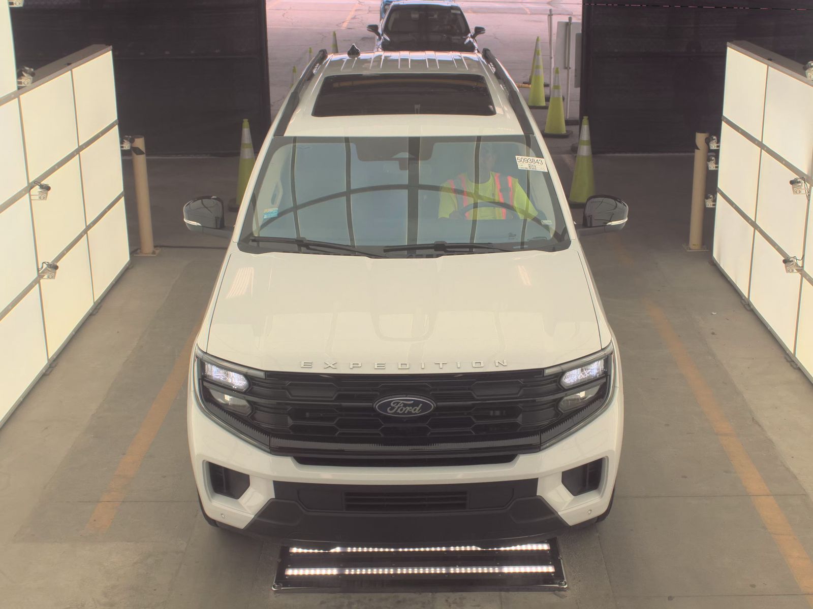 FORD EXPEDITION MAX - 3