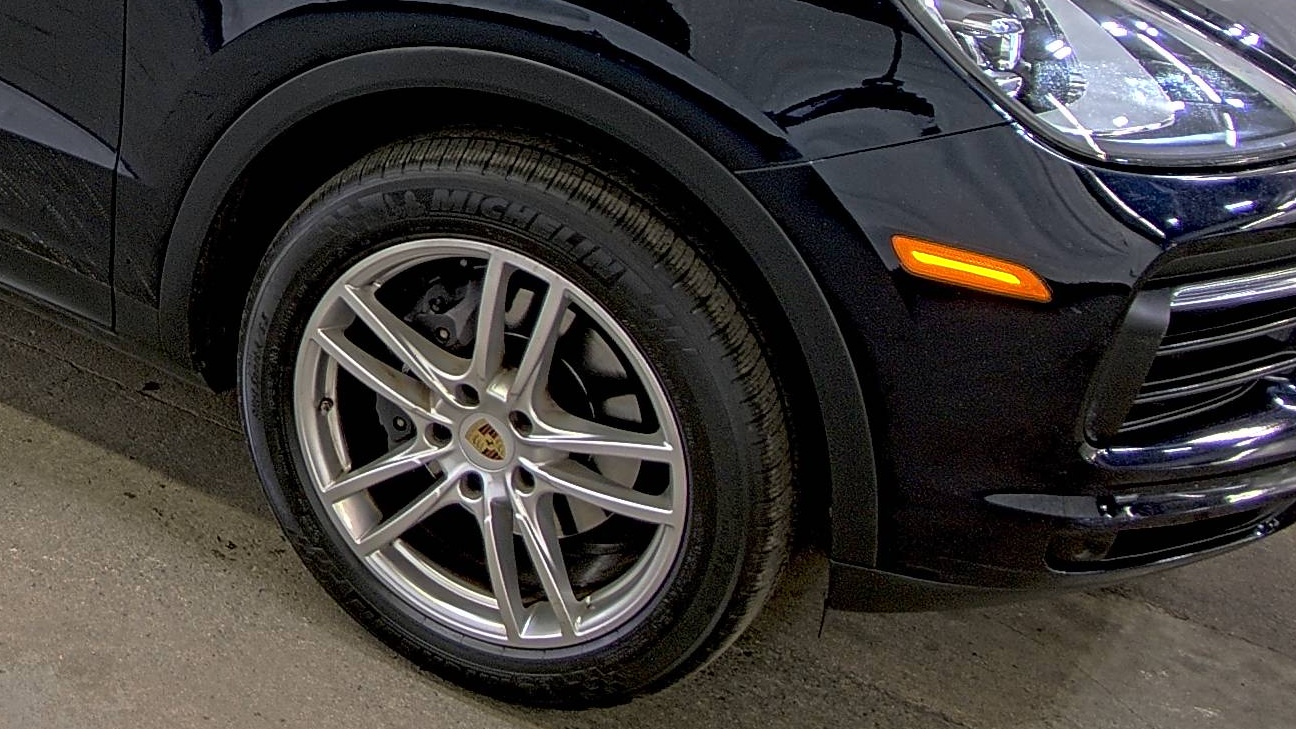 PORSCHE CAYENNE - 9