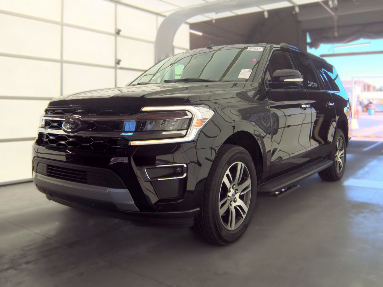 FORD EXPEDITION MAX - 1