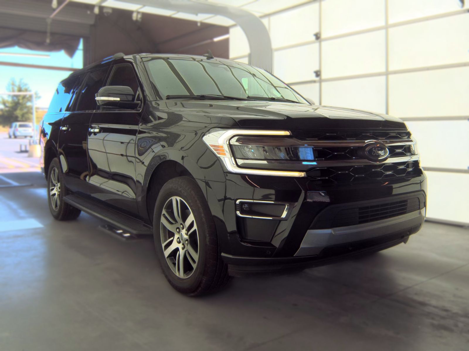 FORD EXPEDITION MAX - 5