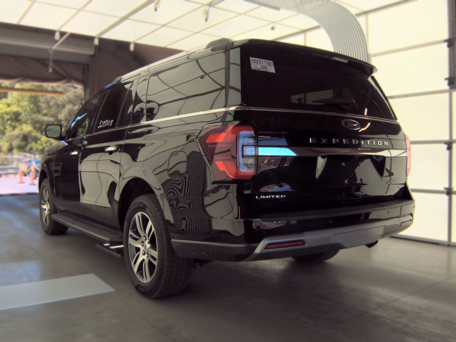 FORD EXPEDITION MAX - 9