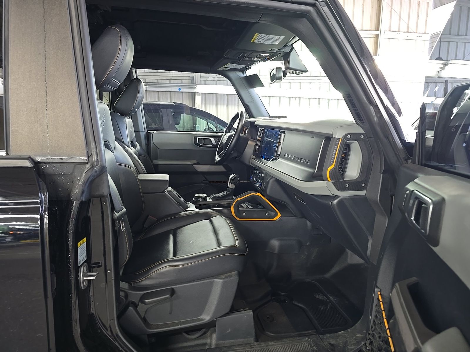 FORD BRONCO - 9