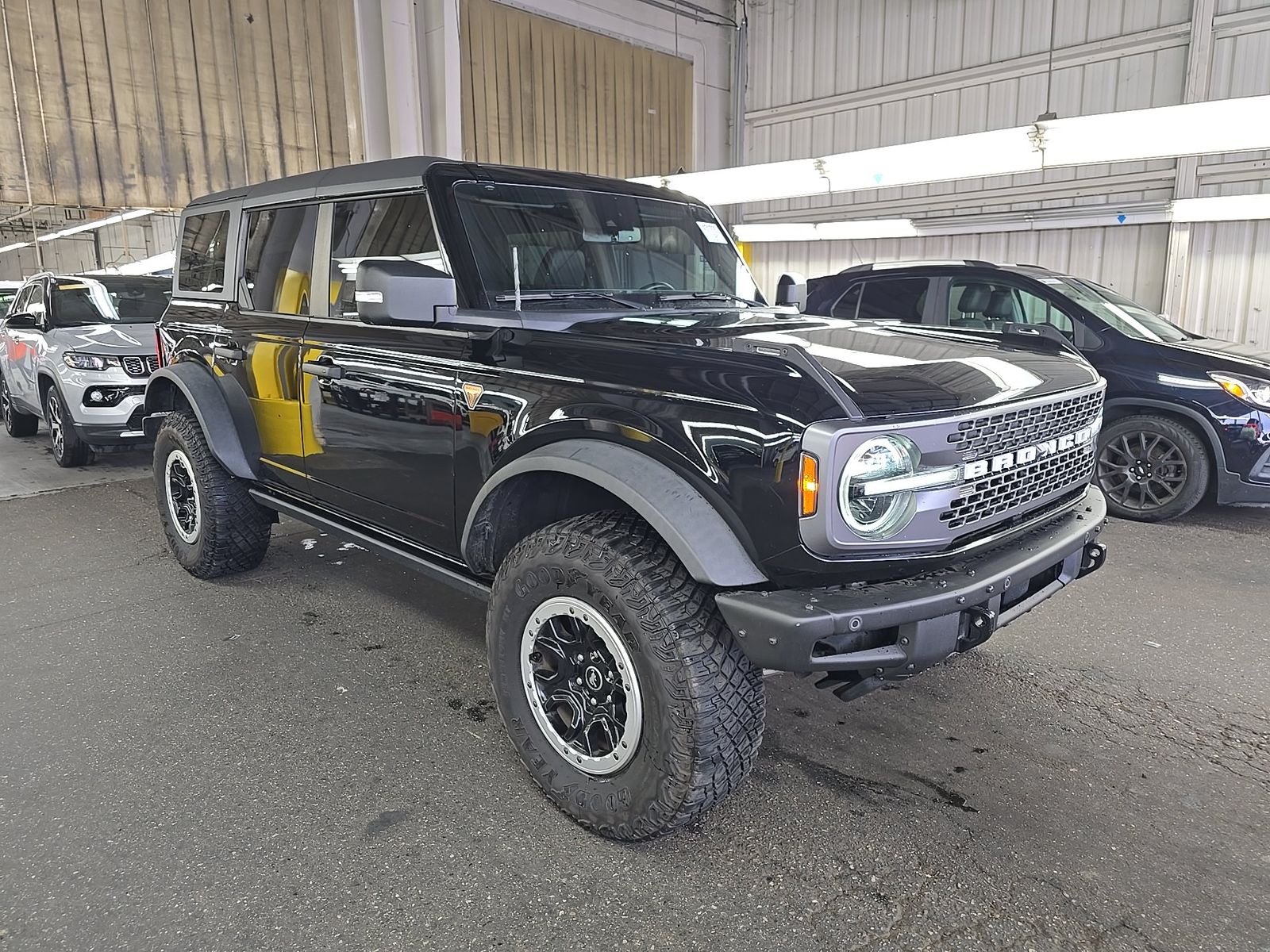 FORD BRONCO - 4