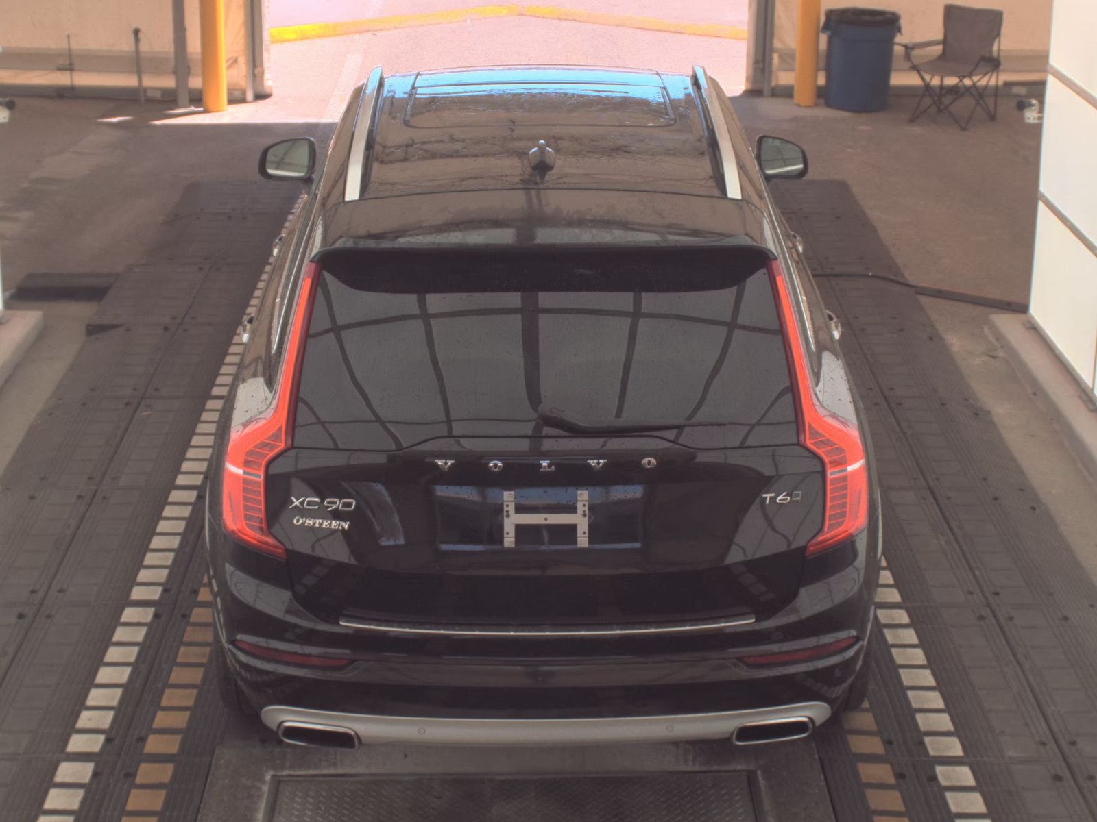 2018 Volvo XC90 T6 Momentum AWD