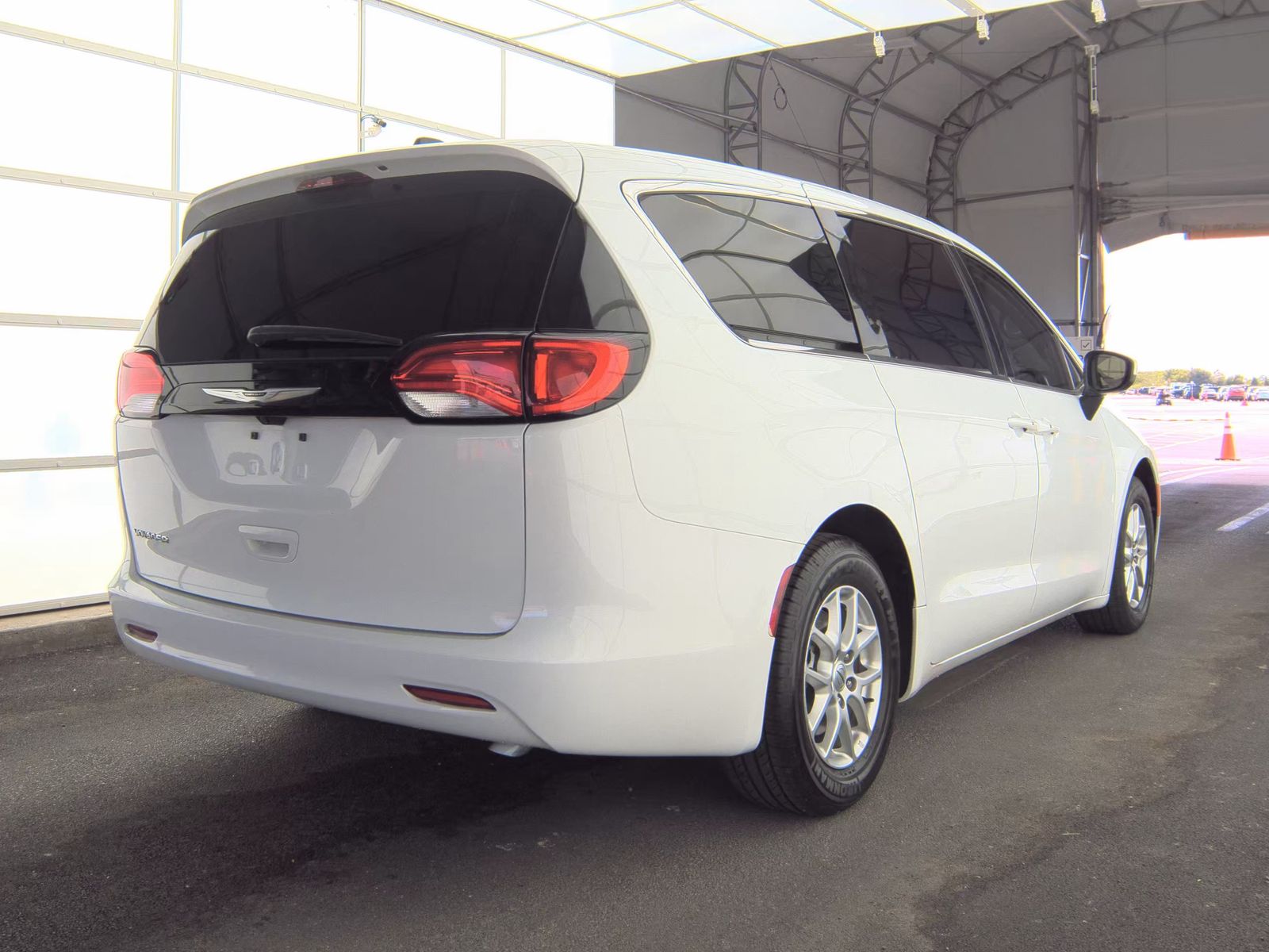 CHRYSLER VOYAGER - 6