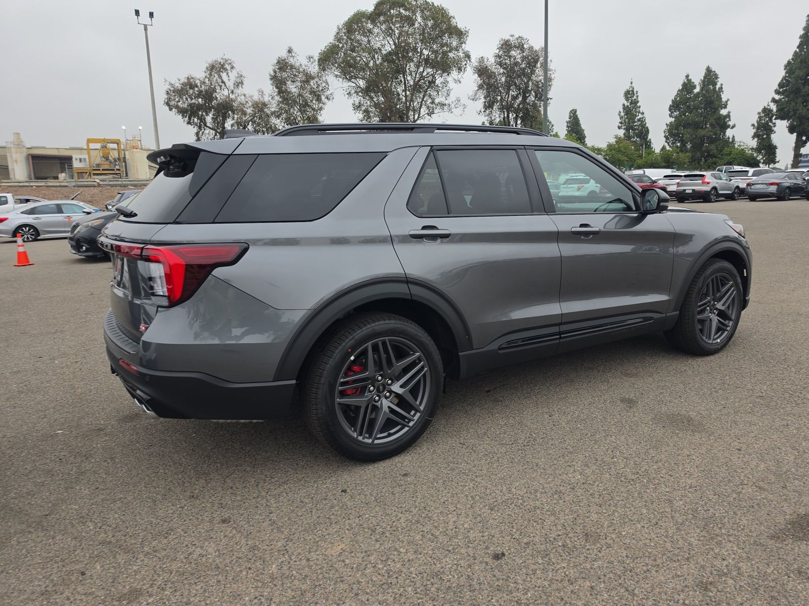 FORD EXPLORER - 5