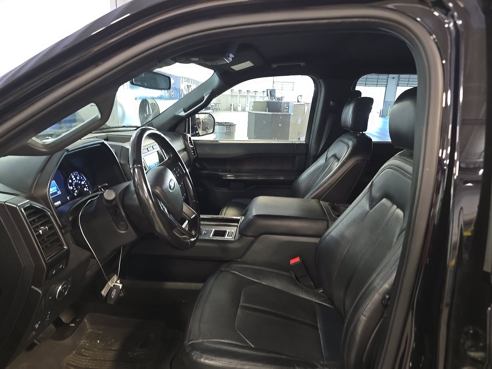 FORD EXPEDITION - 8