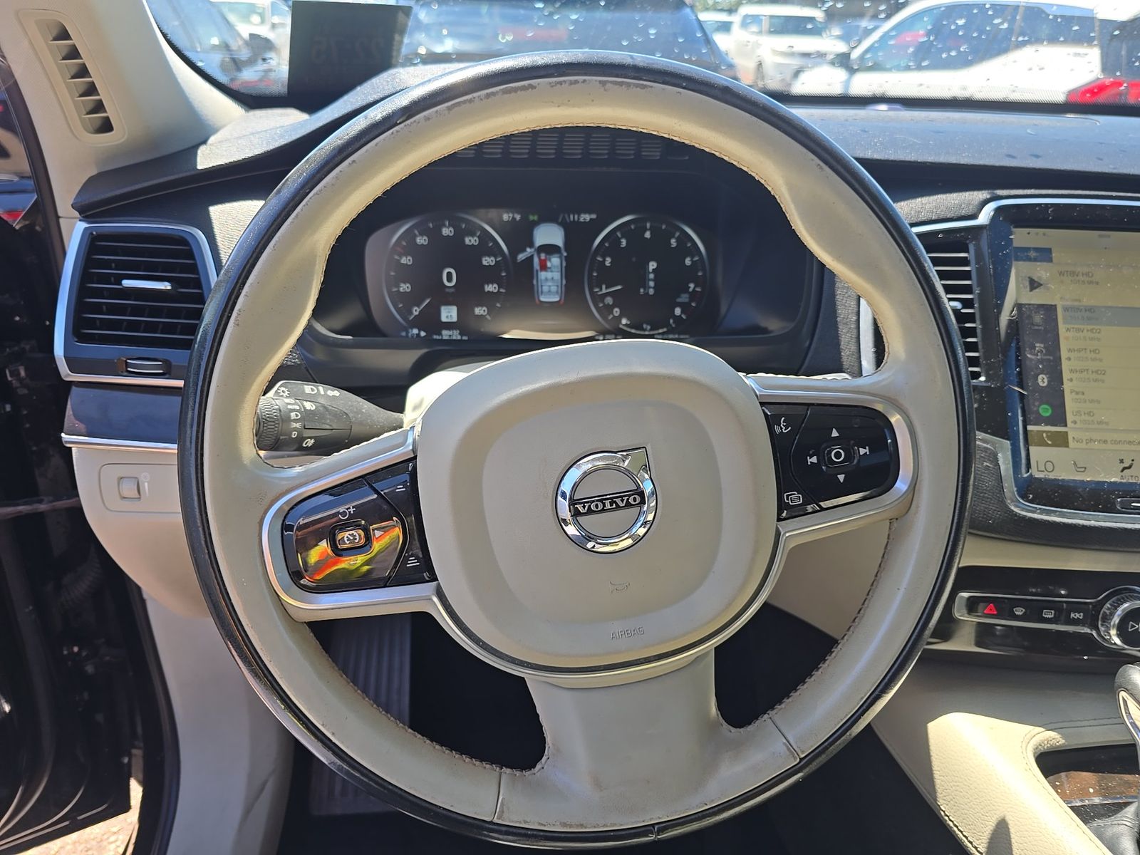 2018 Volvo XC90 T6 Momentum AWD